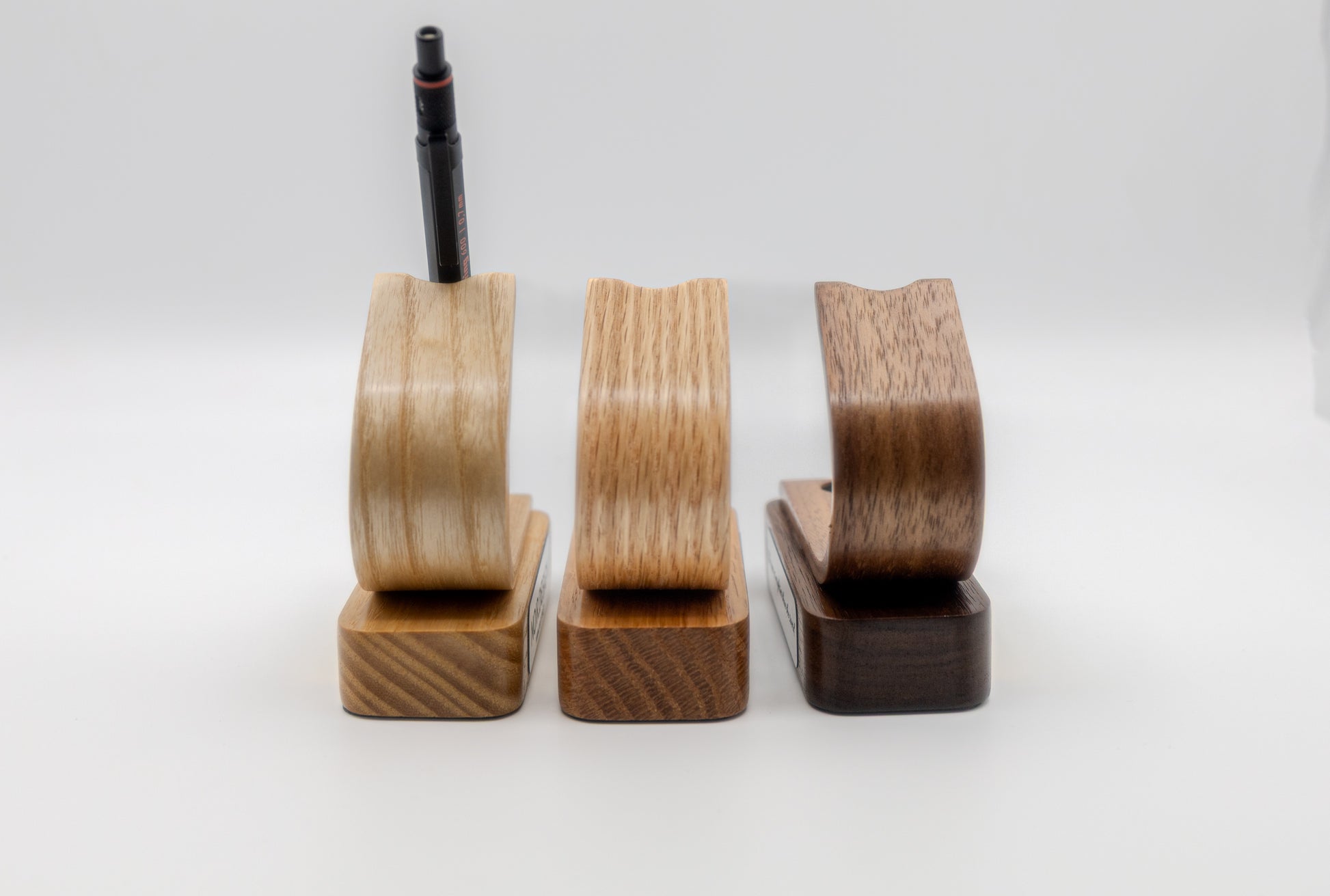 Oak wood pen holder for office