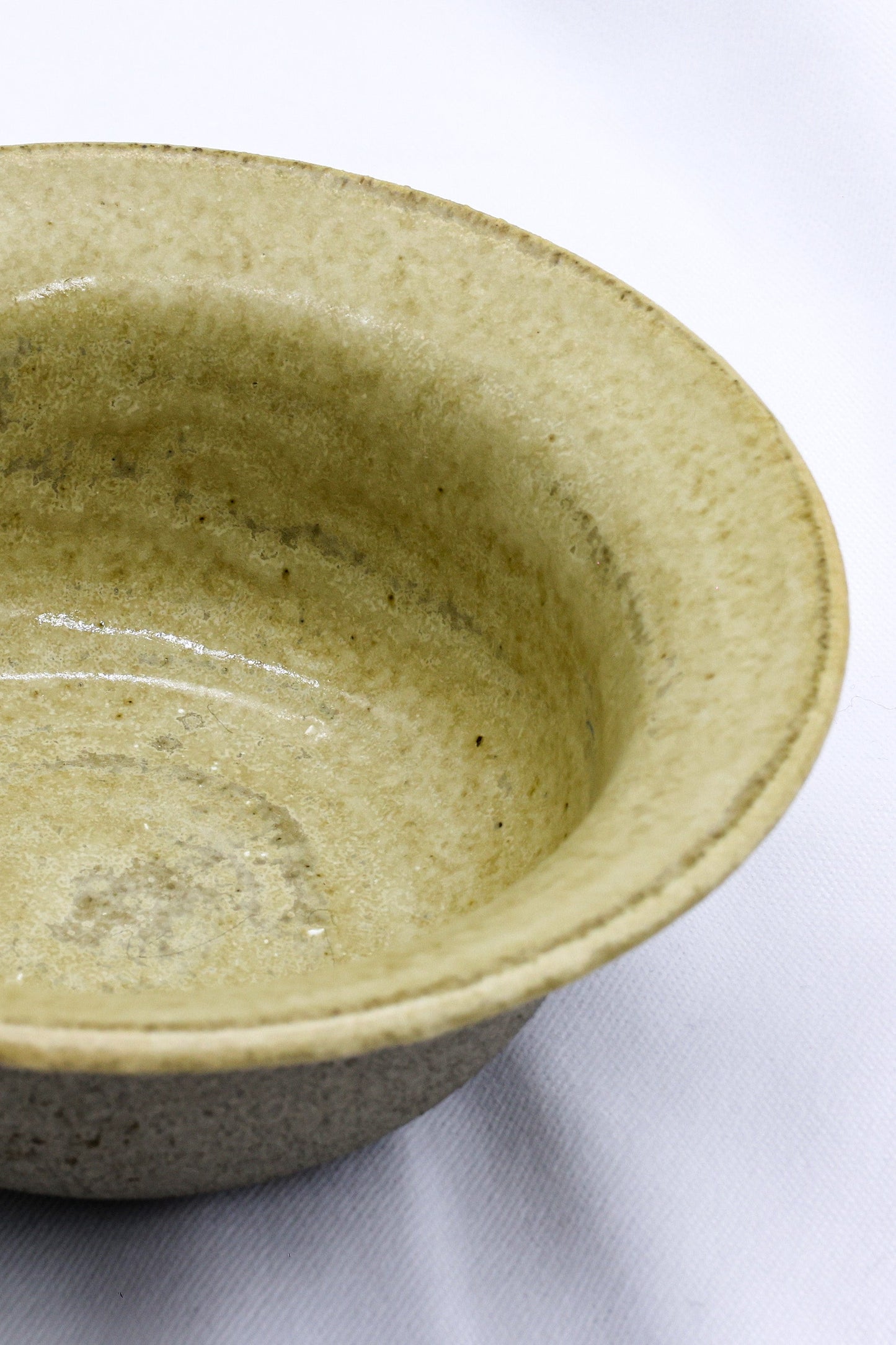 7,5' Olive Sandstone Calm Handmade Grey Stoneware Bowl