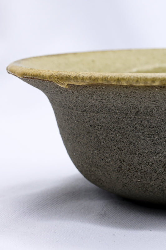 7,5' Olive Sandstone Calm Handmade Grey Stoneware Bowl